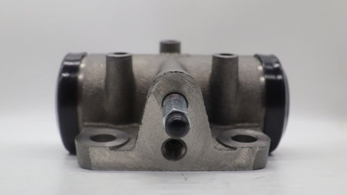 Brake Wheel Cylinder for ISUZU CXZ 20T V10,CJM,CPM,FTR 1-47600-682-0