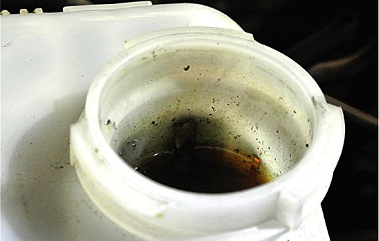 what causes a clutch slave cylinder to go bad