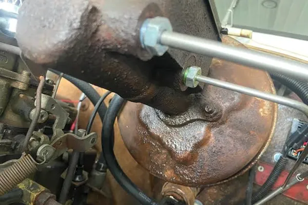 brake master cylinder seal damage caused by contaminated brake fluid